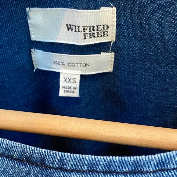 Aritzia denim dress - Picture 2 of 3